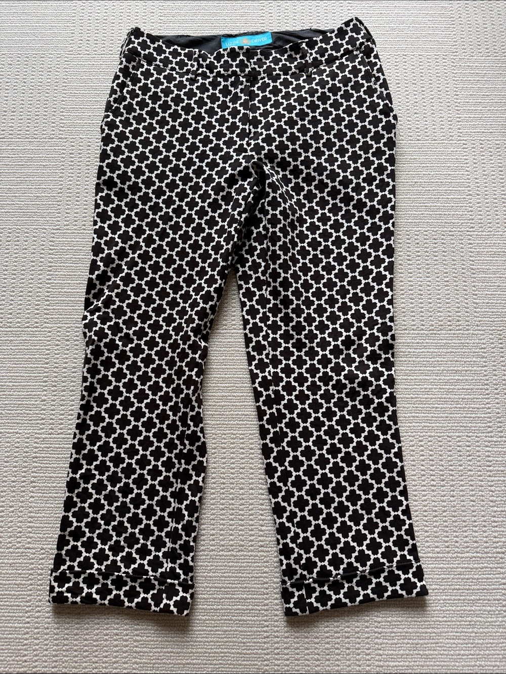 Lizzie Driver Brown and Cream Geometric Print Crop Golf Pants Size 6